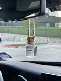 Image 2 of Refillable Hanging Car Air Freshener