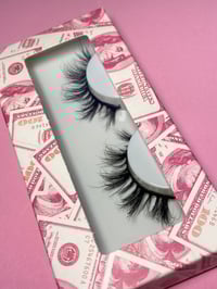 Image 1 of Lavish