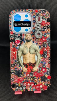 14 pro max WWE Jey Uso 