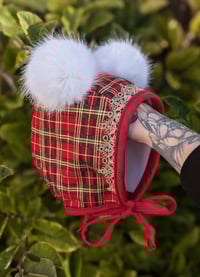 ✨Christmas tartan metallic double pom pom baby bonnet