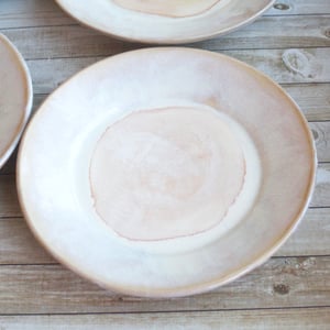 Image of Custom Order for Kathleen, Set of 16 Dinnerware Plates in Dripping White and Ocher Glaze