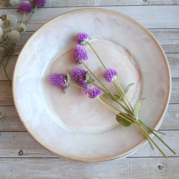 Image of Custom Order for Kathleen, Set of 16 Dinnerware Plates in Dripping White and Ocher Glaze
