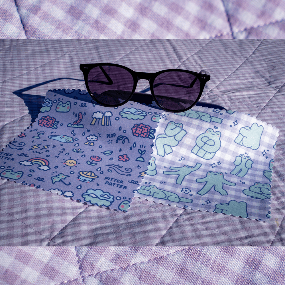 Image of Glasses Cleaning Cloth Frogs