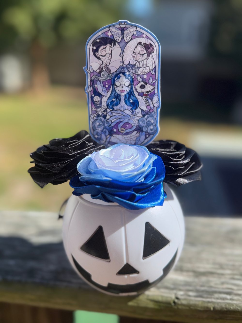 Image of mini corpse bride bouqet 