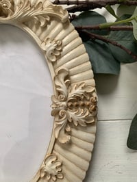 Image 6 of Ornate Oval 5x7 frame, Empty Photo Frame
