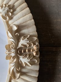 Image 8 of Ornate Oval 5x7 frame, Empty Photo Frame