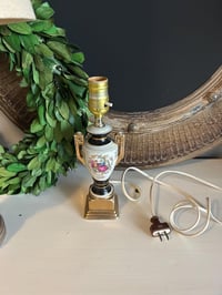 Image 1 of Victorian Style Table Lamp, Hollywood Regency