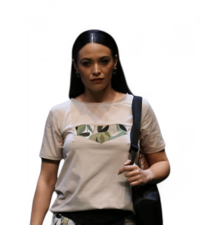 Camiseta Beige Aplique y tul