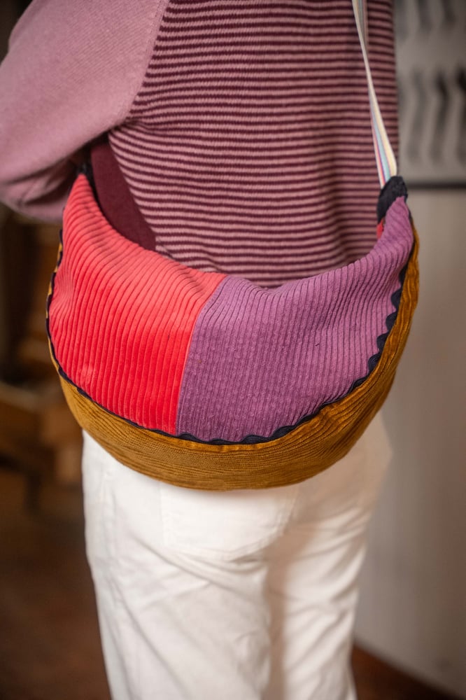 Image of Big Banana bag bordo nocciola