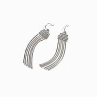 Image 4 of Boucles d'oreilles pendantes franges "Amy"