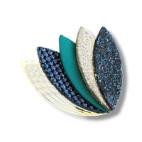 Image 4 of NOEL CHIC -  Broche Elise - 4 Coloris 