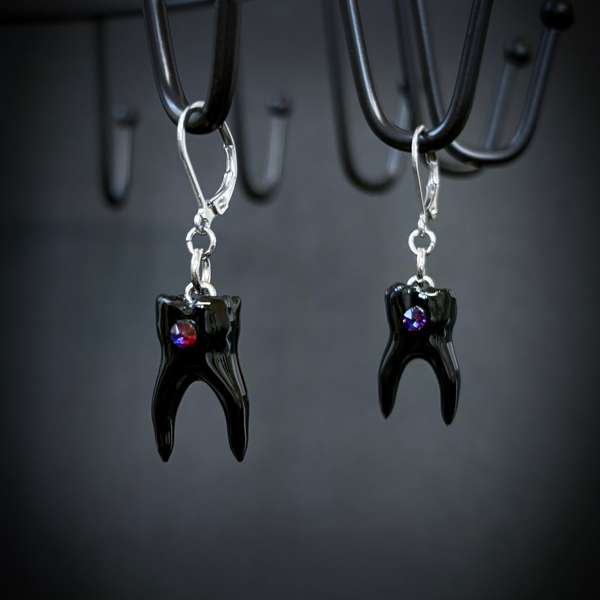 PRE-ORDER: Swarovski Tooth Gem 2-Root Molar Earrings in Glossy Black