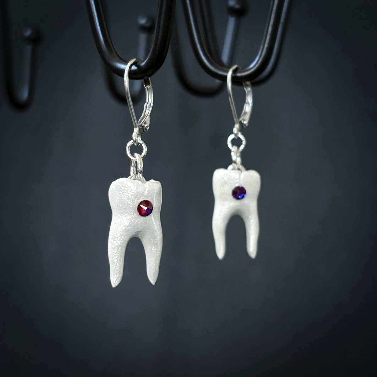 PRE-ORDER: Swarovski Tooth Gem 2-Root Molar Earrings in Pearl