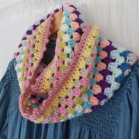 Image 2 of ‘Happy Scrappy’ Infinity Scarf Pale Rose Trim