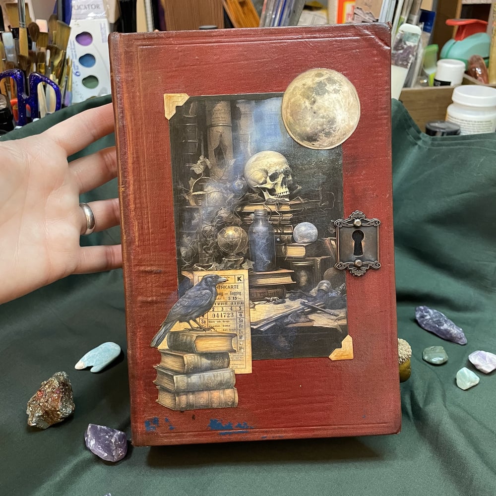 Image of Handmade Journal - Dark Academia: Laboratory and Library