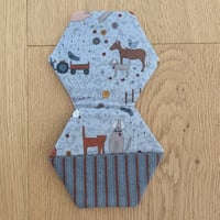 Image 6 of Hexagon Bird Bag & Needlecase