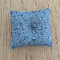 Image 5 of Butterfly Sewing Set