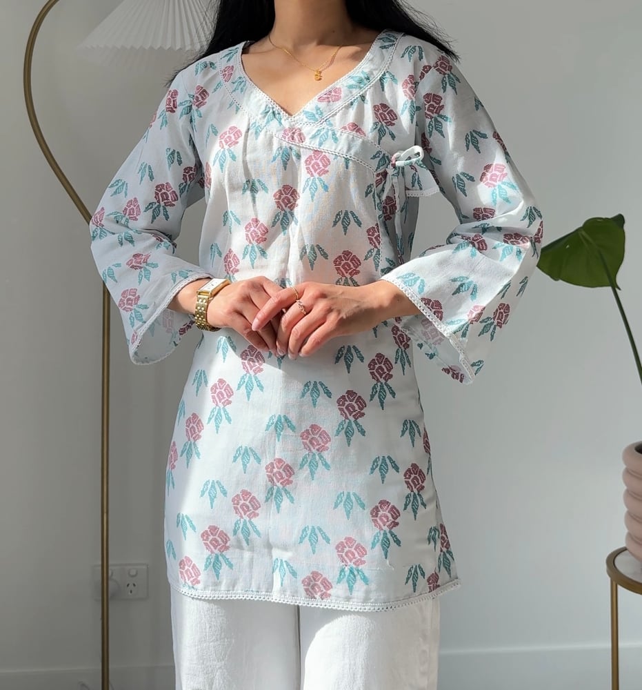 Image of Rhododendron Kurti