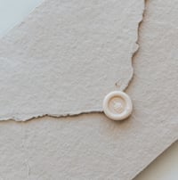 Image 1 of two in one mini wax seal - cupcake + balloons