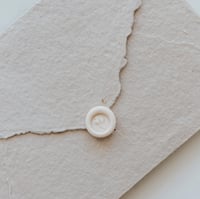 Image 4 of two in one mini wax seal - cupcake + balloons