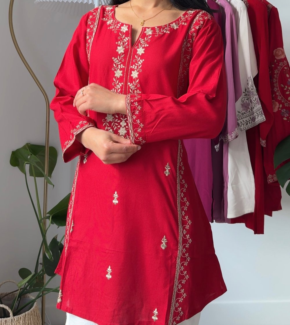 Image of Blooming Red Kurti