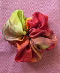 Image 1 of Coralia scrunchie 3