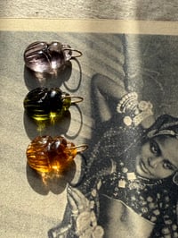 Image 2 of Charms scarabée A 