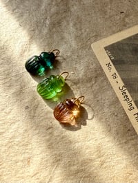 Image 3 of Charms Scarabée B