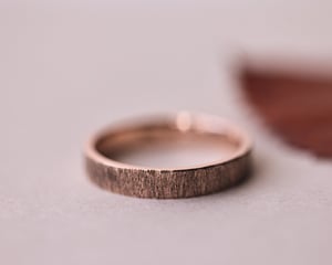 Image of 9ct Rose gold 4mm flat court horn textured ring