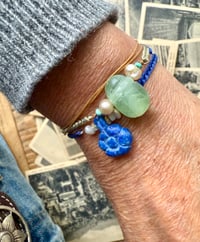 Image 4 of Bracelet amulettes anciennes  1 