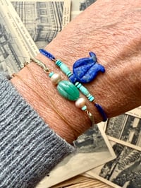 Image 2 of Bracelet amulettes anciennes 5 