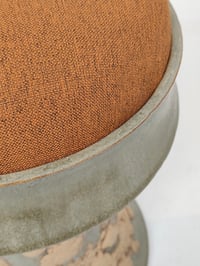 Image 2 of Tabouret Tellus