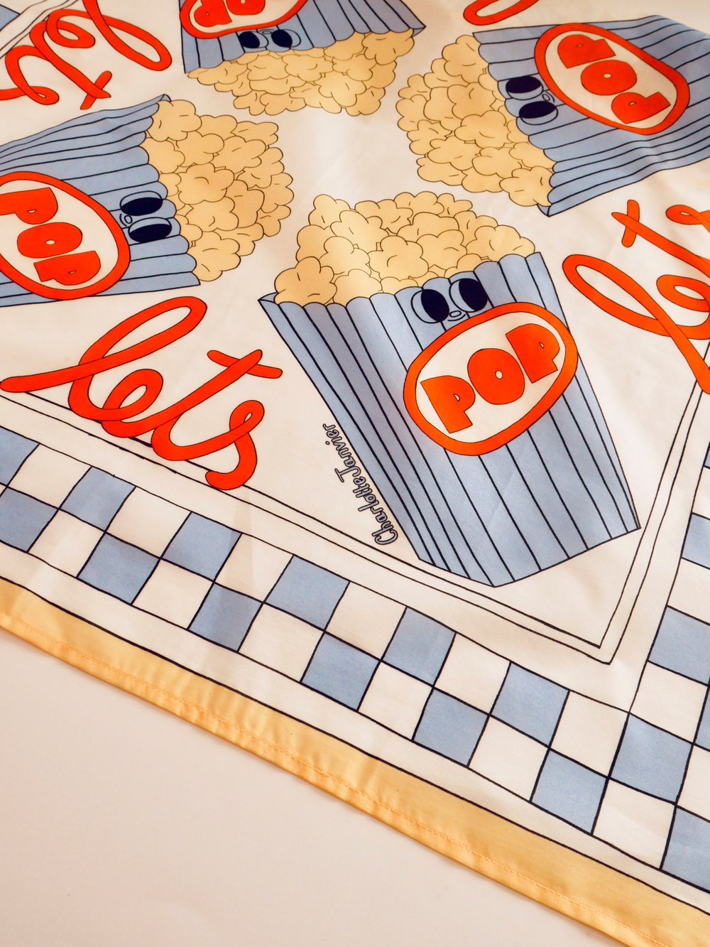 Image of PRE ORDER FOULARD - LET'S POP
