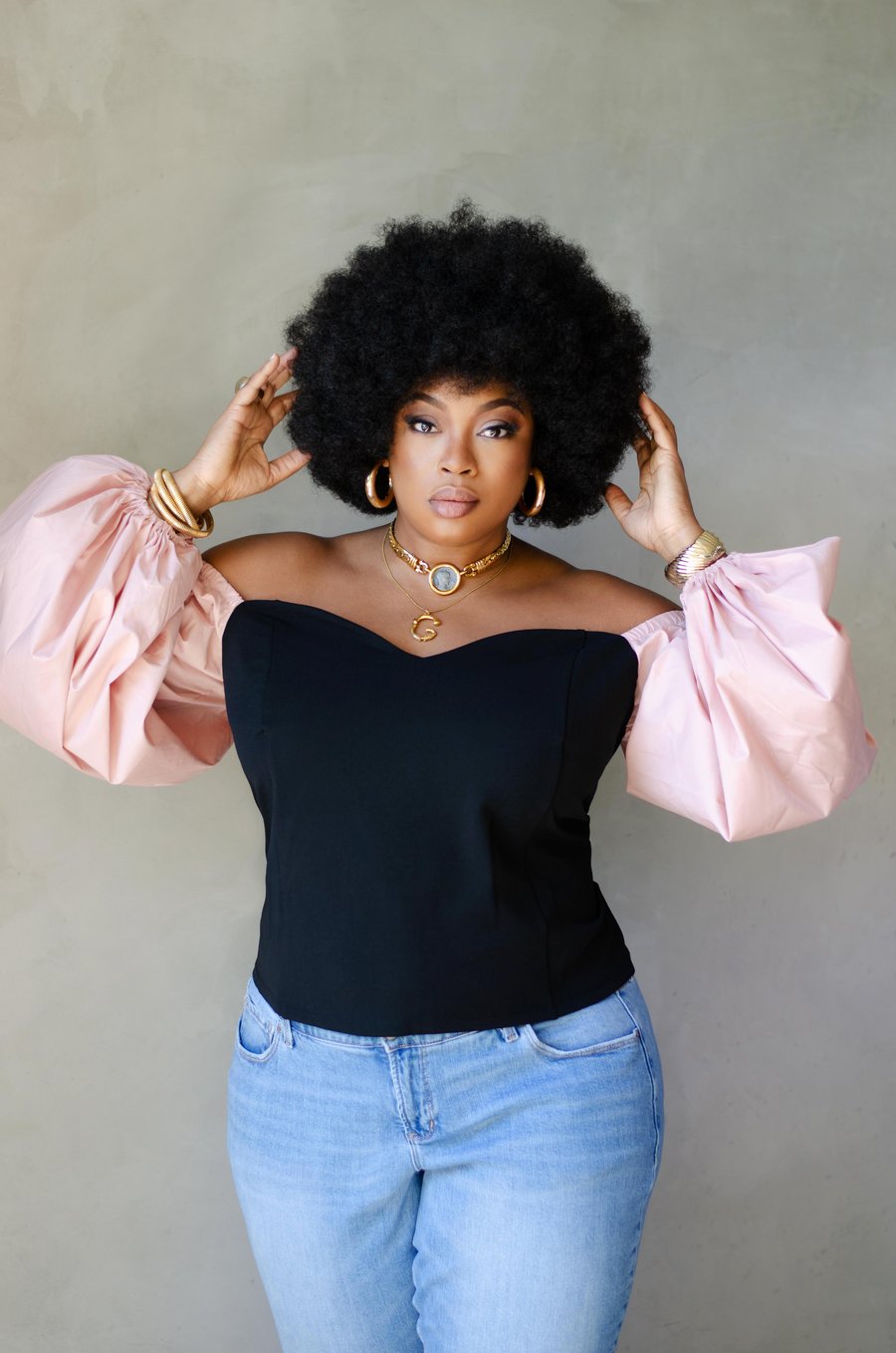 Image of Modern Sweetheart Neckline Voluminous Sleeve Top