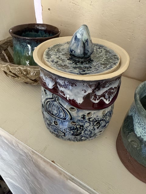 Image of Garlic Keeper with a drip!