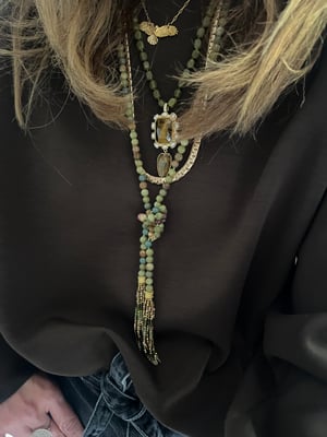 Collier Ora