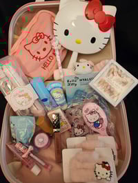 Image 3 of Hello Kitty Pink Makeup Case Bundle 