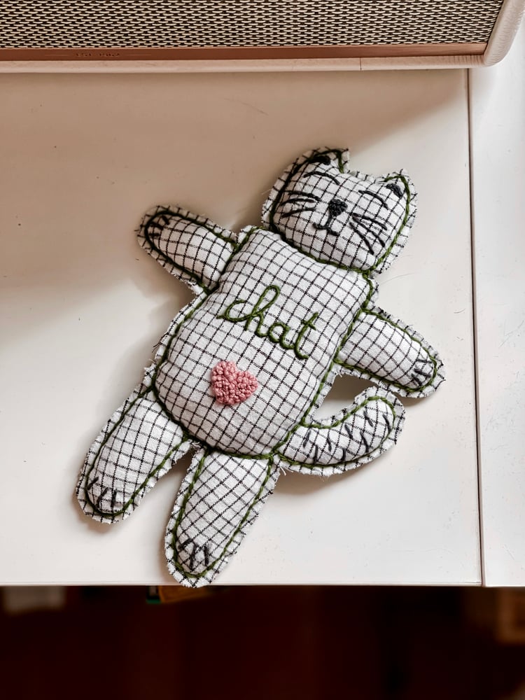 Image of Chat brodé - Chat Coeur rose - Précommande 