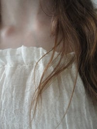 Image 3 of raw cotton gauze TOP // double layered, with elastic top, in its natural color