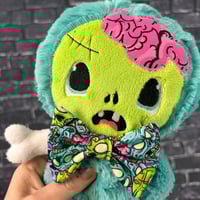 Image 1 of MUNCHKIN- Zombert