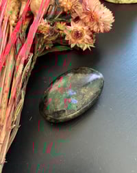 Image 3 of GALET LABRADORITE 