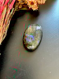 Image 1 of GALET LABRADORITE 