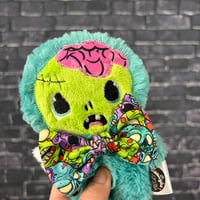 Image 1 of PEANUT- Reek