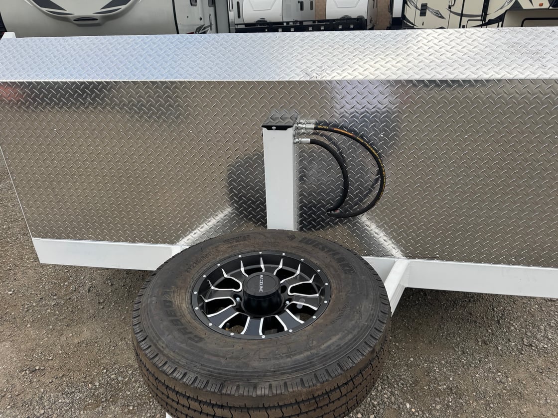 Image of 20' Racer Low Boy