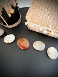 GALET AGATE BANDÉE 