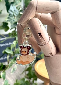Image 1 of Bear Hat goose keychain