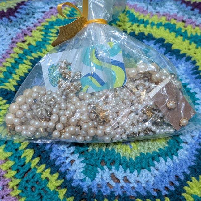 Hollywood Regency Faux Pearl Jewelry Mystery Grab Bag #1