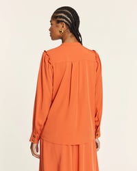 Image 4 of Blusa mao con fruncidos caramelo de Pepaloves