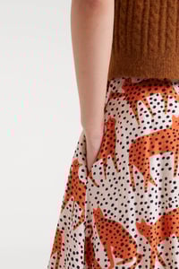Image 3 of Falda midi  con estampado Tano dots