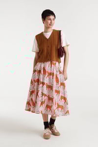 Image 4 of Falda midi  con estampado Tano dots